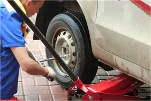 揭阳附近拖车24小时服务热线电话